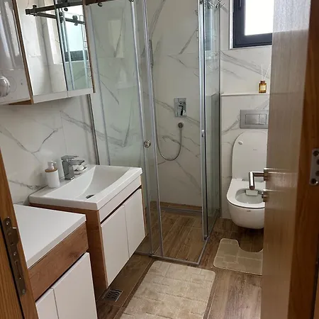 A79 Apartment *